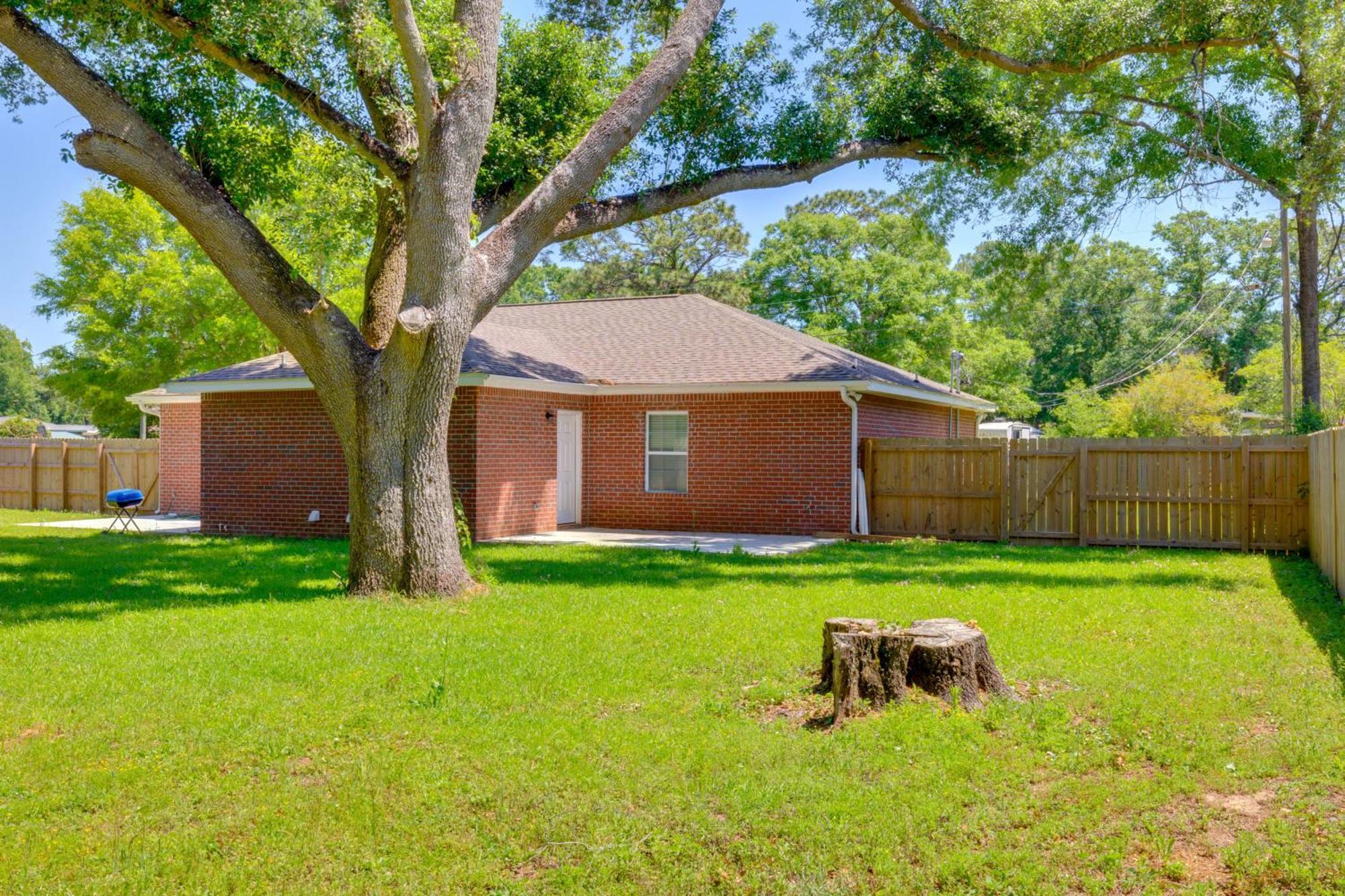 شقة Dog-Friendly Pensacola Duplex About 7 Mi To Downtown المظهر الخارجي الصورة